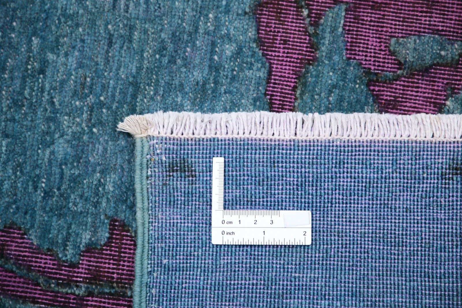 Handgeknoopt blauw vloerkleed 183 x 265 cm. Tapijt met ornamenteel patroon. 100% wol photo Textiel