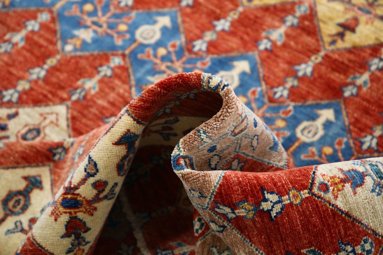 5.5x7.7 Ft Hand Knotted Red, Ivory & Navy Blue Rug With Diamond Geometric Design photo vinterior