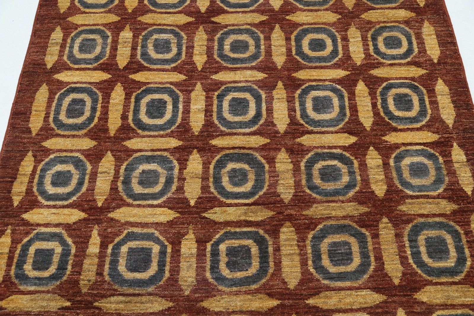 Tapis noué à la main rouille, or et anthracite à motif géométrique, 120 x 138 cm photo 713.0