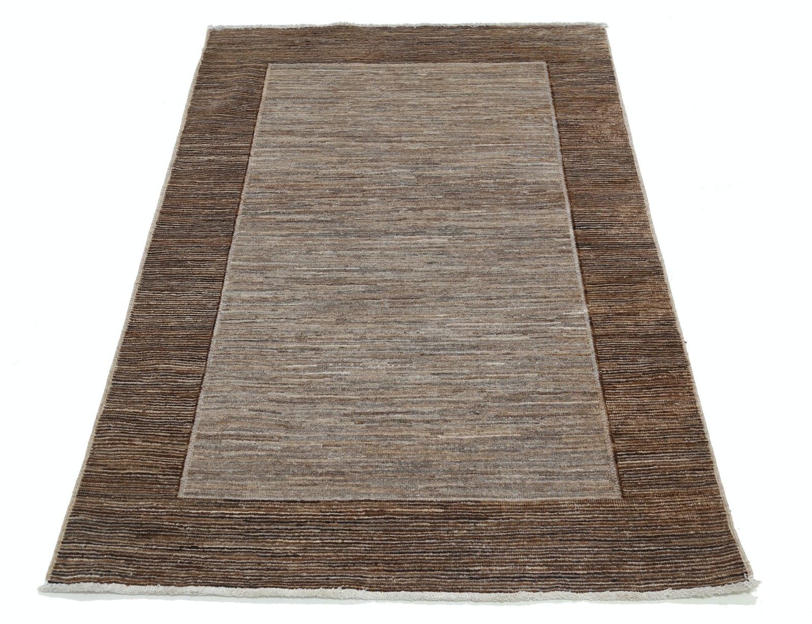 Tapis noué à la main marron et taupe, motif à bordure minimaliste, 100 x 153 cm photo Textiles