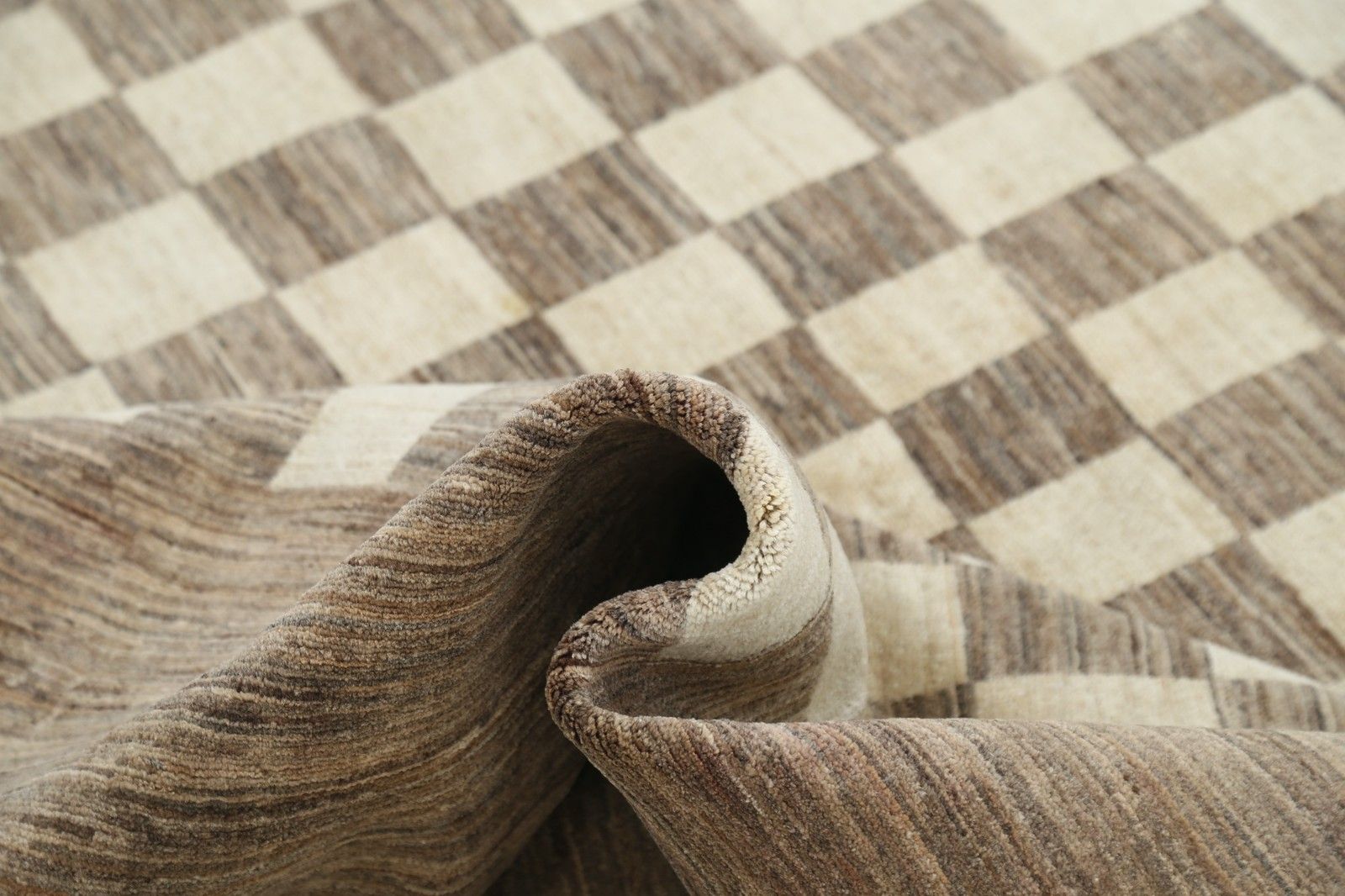 9x11.7 Ft Handmade Brown And Ivory Area Rug. Checkered Geometric Design Carpet photo vinterior