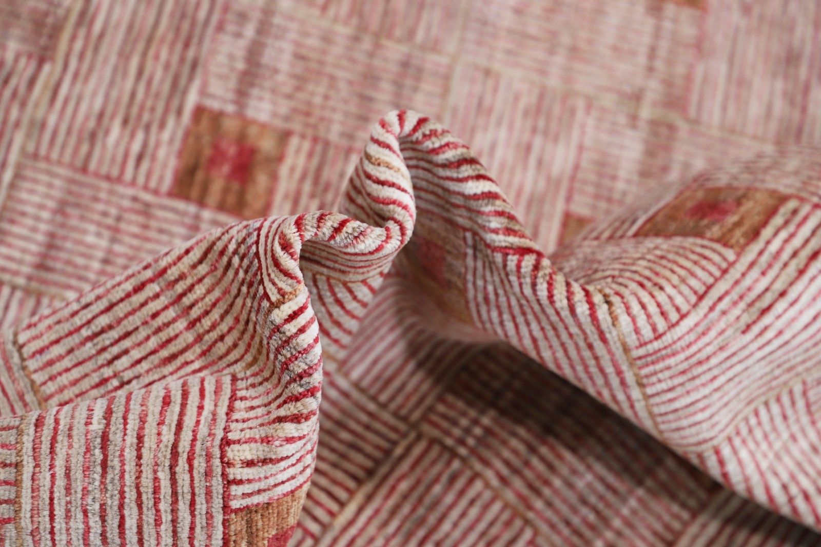 Tapis en laine noué à la main, beige et rouge, motif géométrique tissé, 2 x 3 m (6,5 x 10 pi) photo vinterior