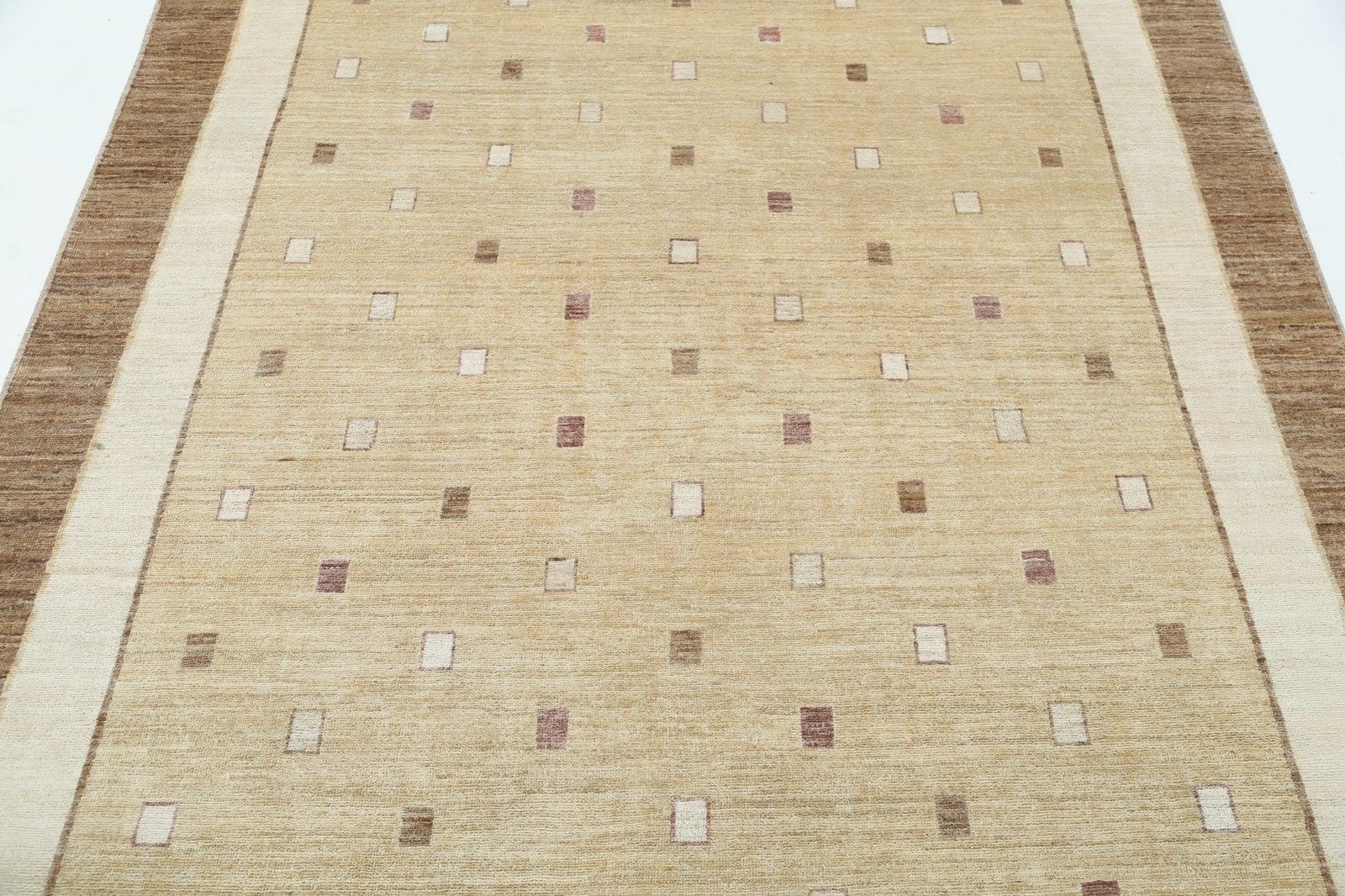 Tapis noué à la main beige et taupe, 1,71 x 2,44 m. Tapis à motif géométrique minimaliste à points photo 1768.0
