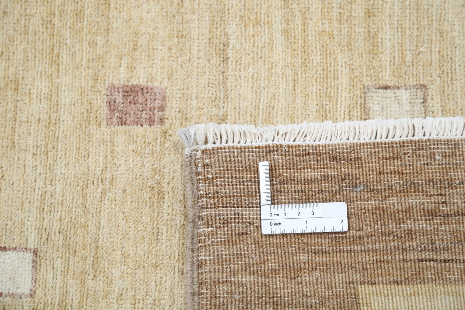 Tapis noué à la main beige et taupe, 1,71 x 2,44 m. Tapis à motif géométrique minimaliste à points photo buy