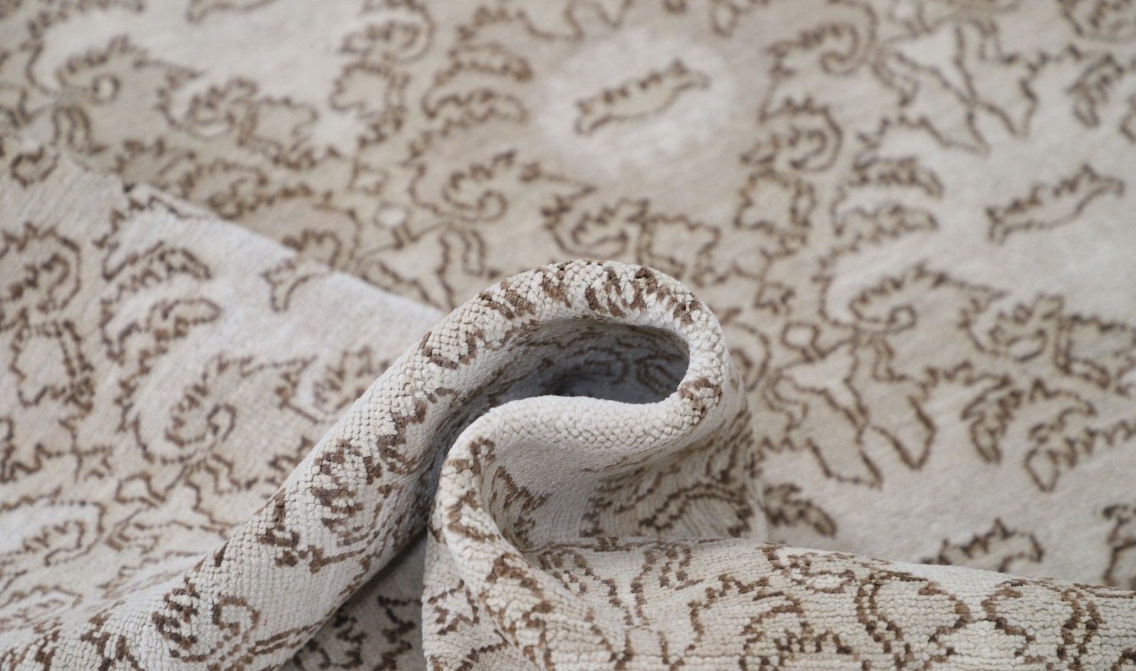 Tapis d'appoint fait main, beige et brun, motif ornemental, 130 x 166 cm. 100 % laine photo 1142.0