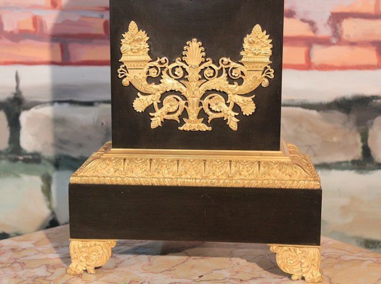 Restoration Clock Early 19th photo for sale