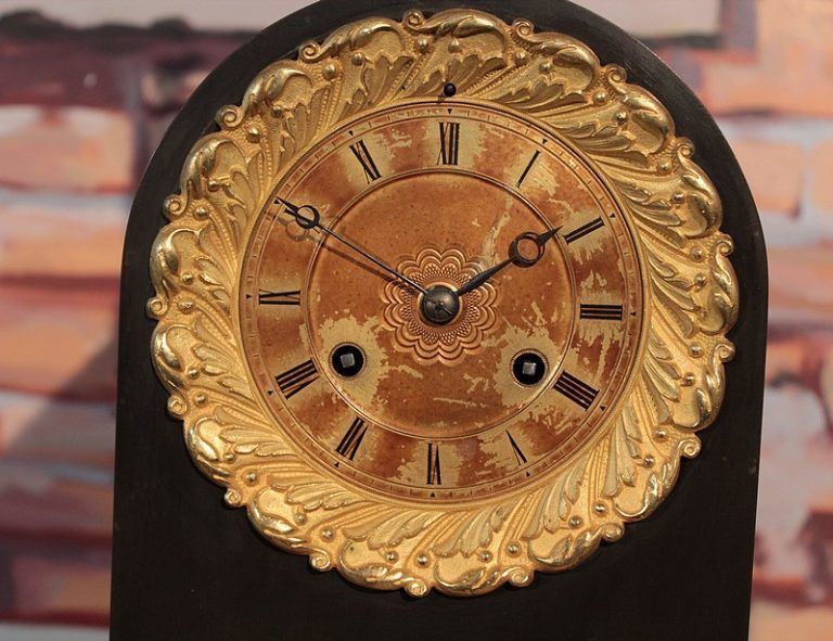 Restoration Clock Early 19th photo 2475.09