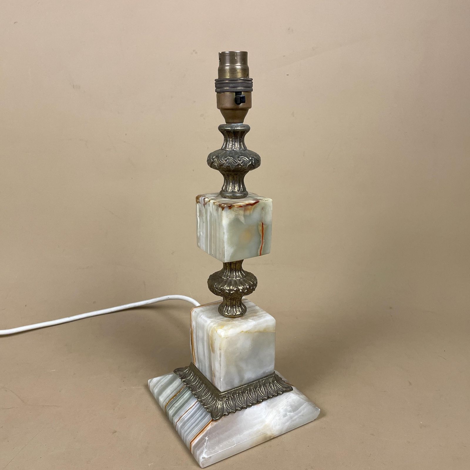 Green Onyx Marble Lamp Light Bedside Brass Gold Metal Ornate Square Base Marbled Pattern Heavy Classic Column Natural Stone Antique Vintage photo Lighting