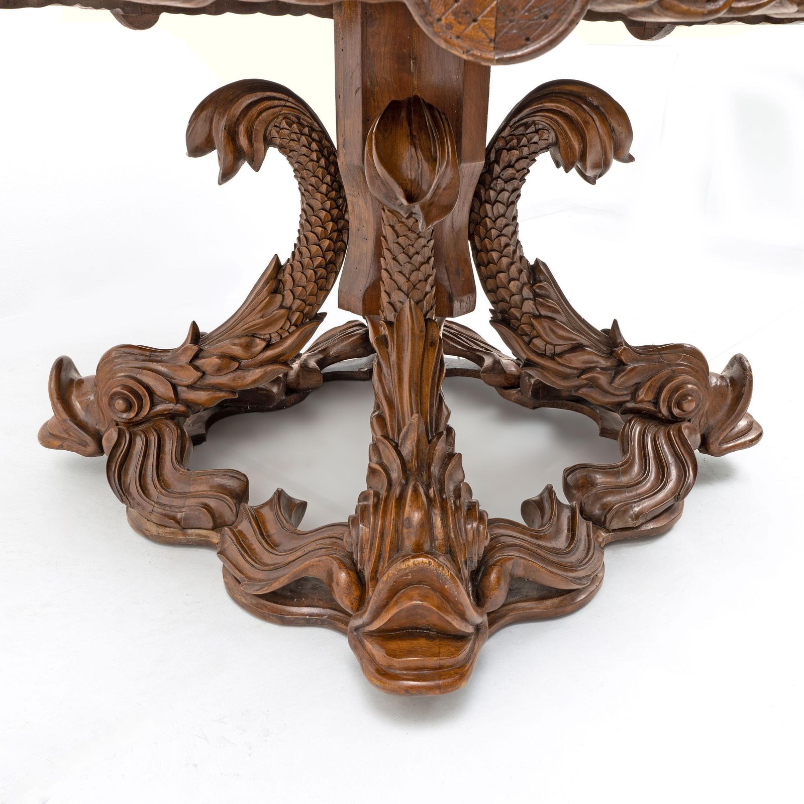 Attributed To Henry Eyles Victorian Walnut Center Table England Mid 19th Century photo Furniture