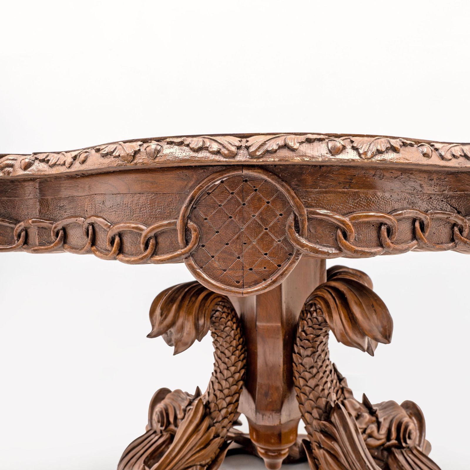 Attributed To Henry Eyles Victorian Walnut Center Table England Mid 19th Century photo vinterior