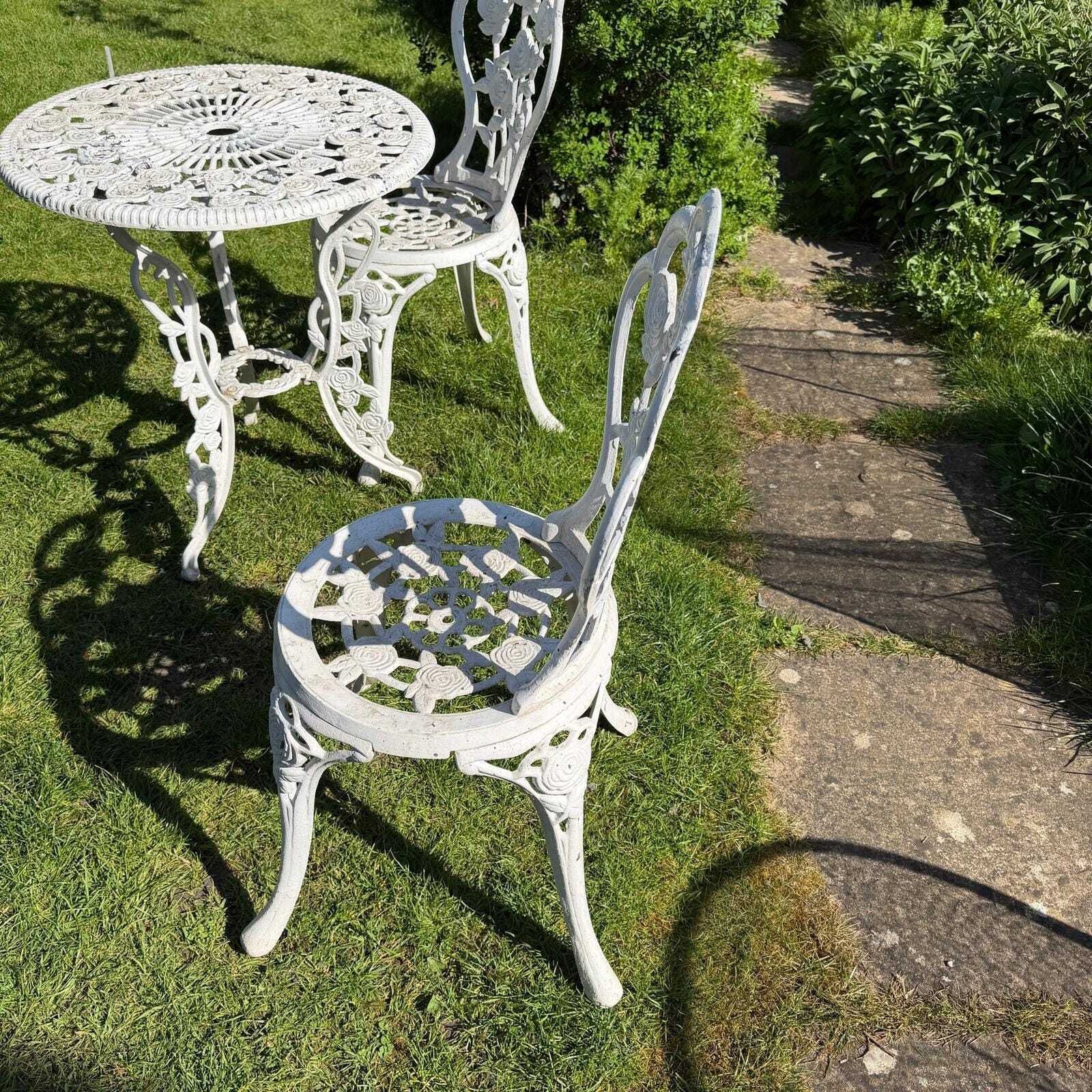 3 Piece Cast Aluminium White Bistro Set Table 2 Chairs Great Patina Rose Design photo 179.0