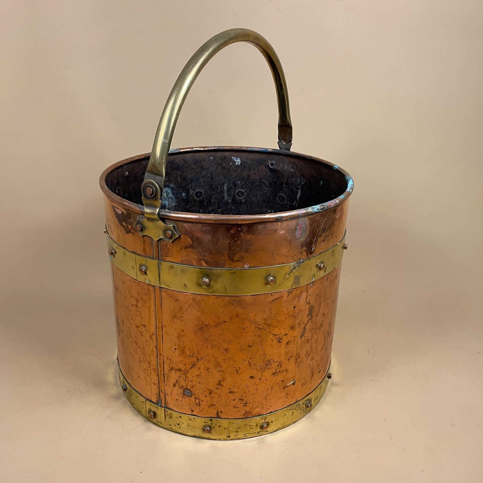 Antique Metal Copper Coal Bucket Gold Brass Handle Fireside Fire Side Scuttle Helmet Cottage Vintage Fireplace Logs Ornate Round Large photo furniture