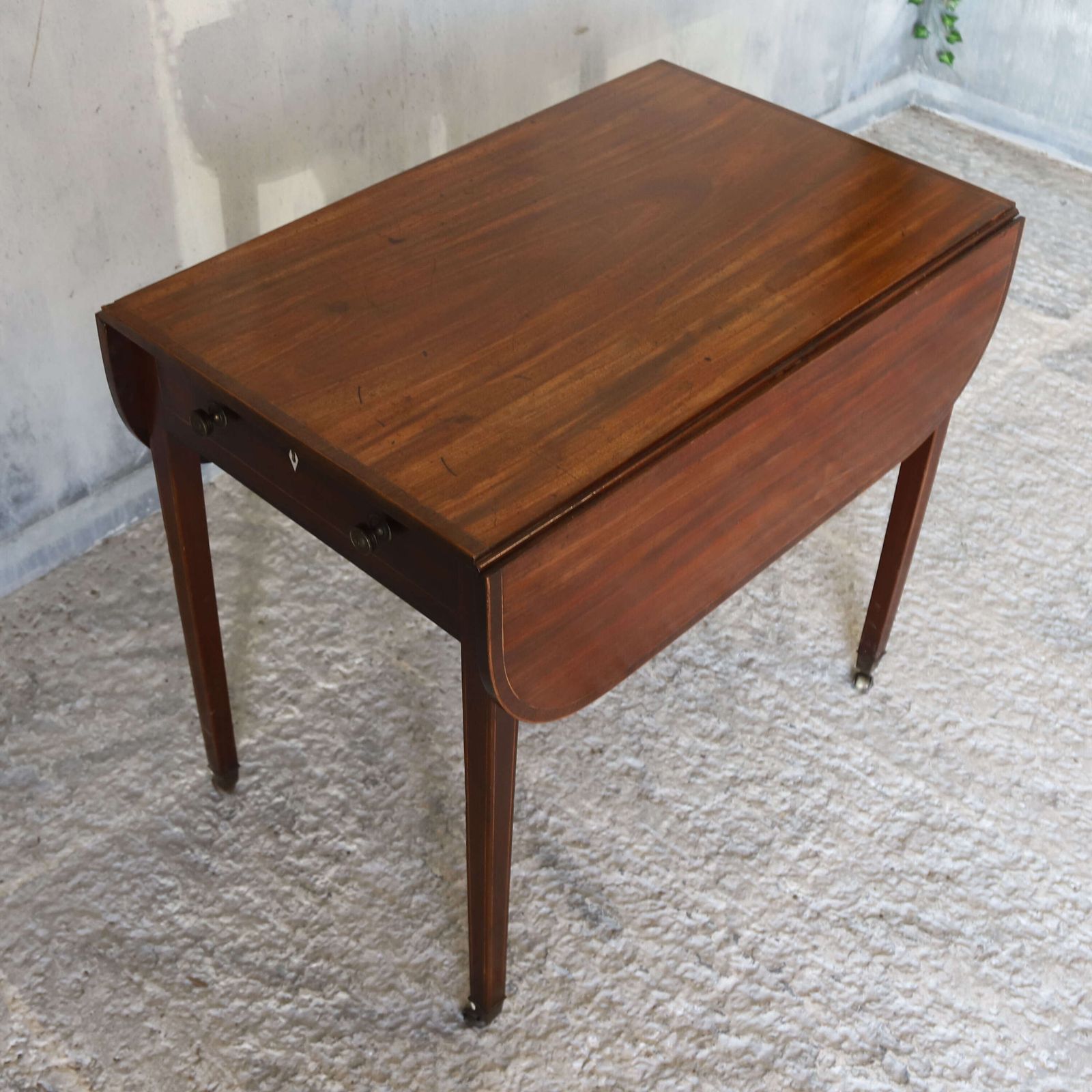 Late 18th Century Sheraton Style Mahogany Pembroke Table   Partridge Wood Cross Banding photo vintage