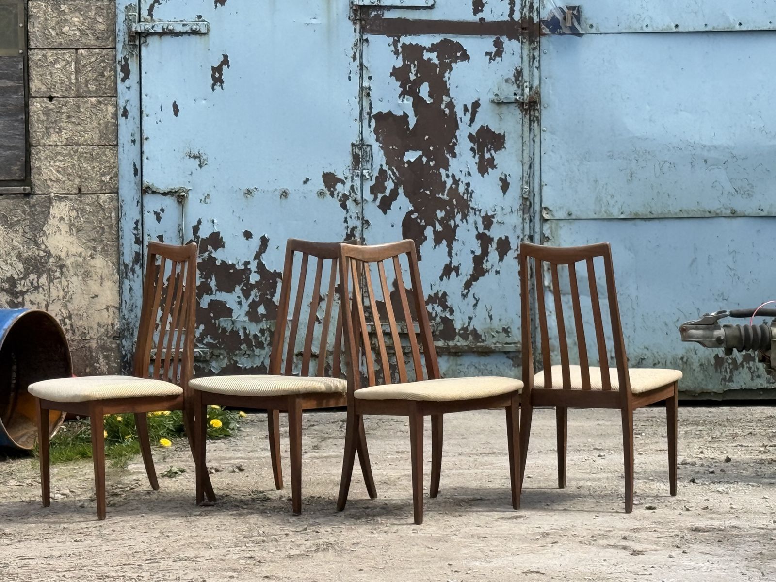 photo for sale Ten Gplan Fresco Dining Chairs By Victor Wilkins, 1960s (Project Of Restoration)