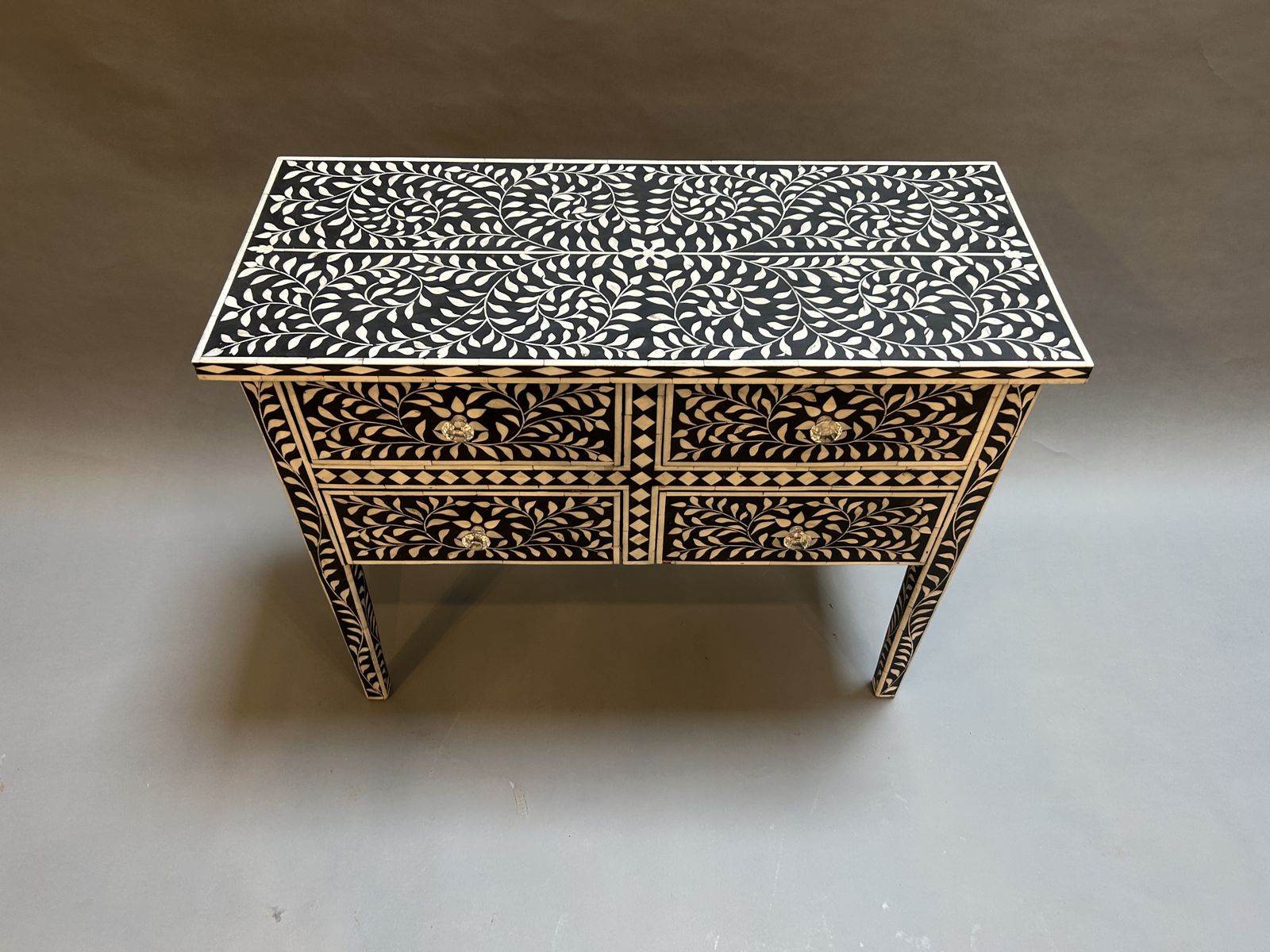 Decorative Inlaid Chest Of Drawers photo 480.0