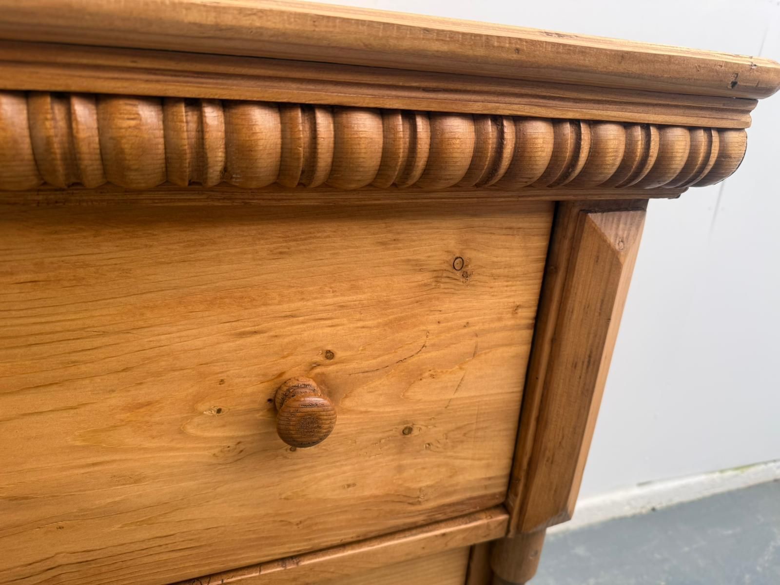 A Quality Pine Hungarian Waxed Georgian 3 Drawer Chest Of Drawers photo Furniture