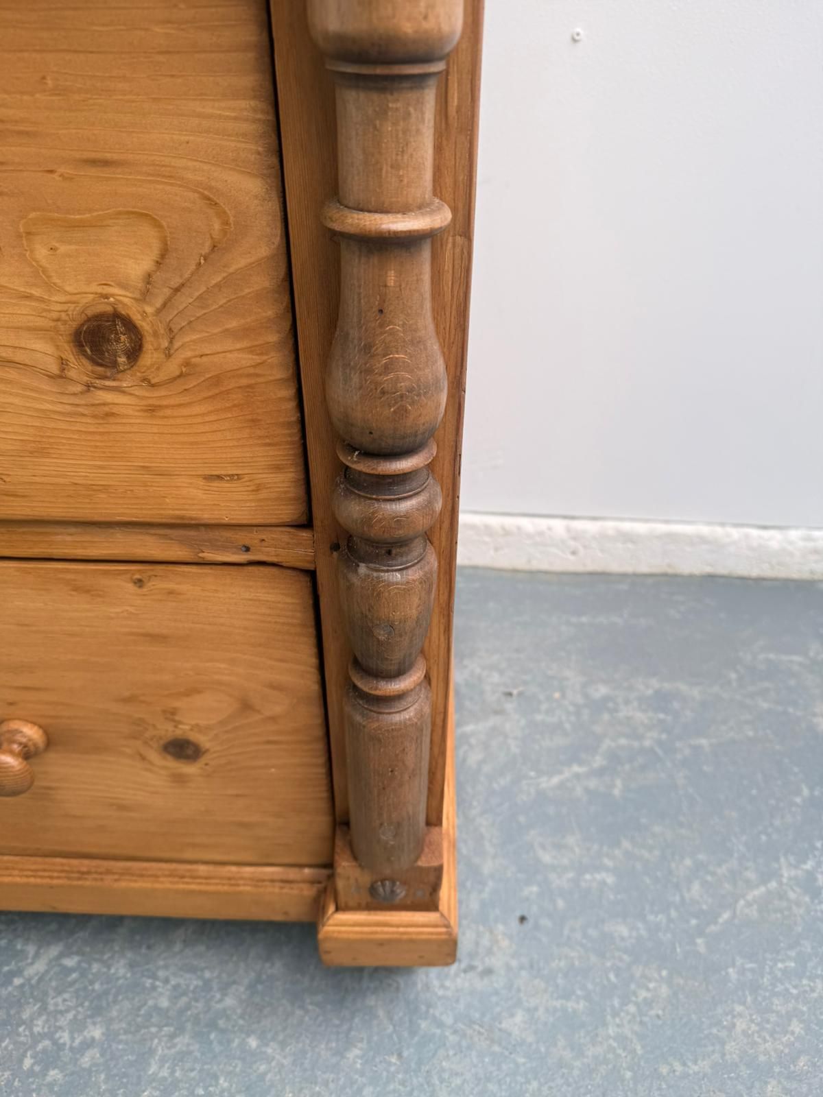 A Quality Pine Hungarian Waxed Georgian 3 Drawer Chest Of Drawers photo buy