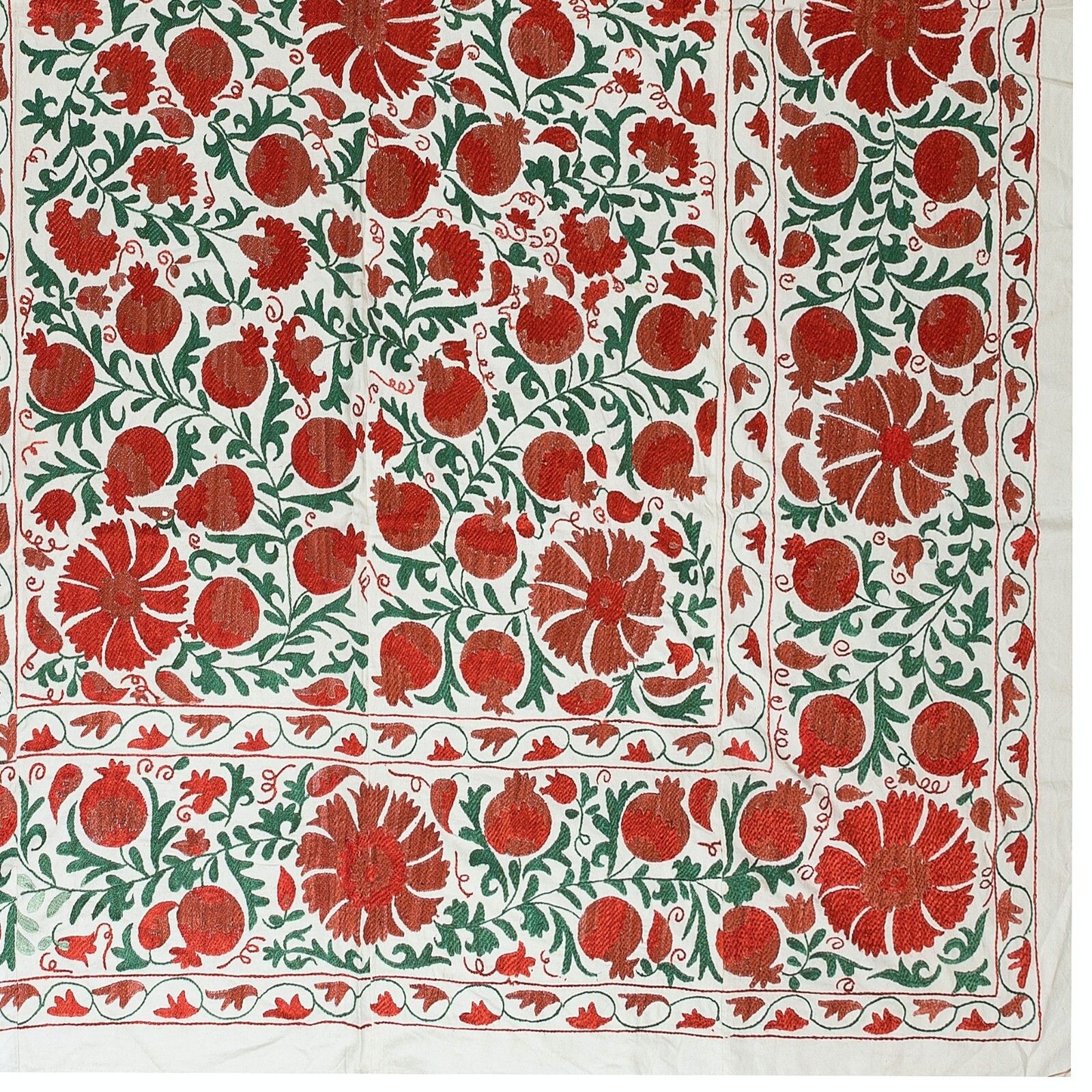 6.3x8.3 Ft New Silk Hand Embroidery Bed Cover, Asian Suzani Wall Hanging photo Textiles