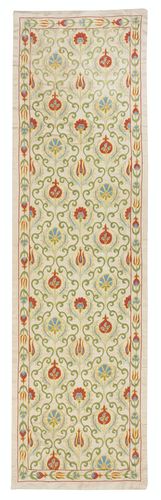 Tenture murale en soie, 20 x 68 in. Chemin de table brodé. Nappe traditionnelle