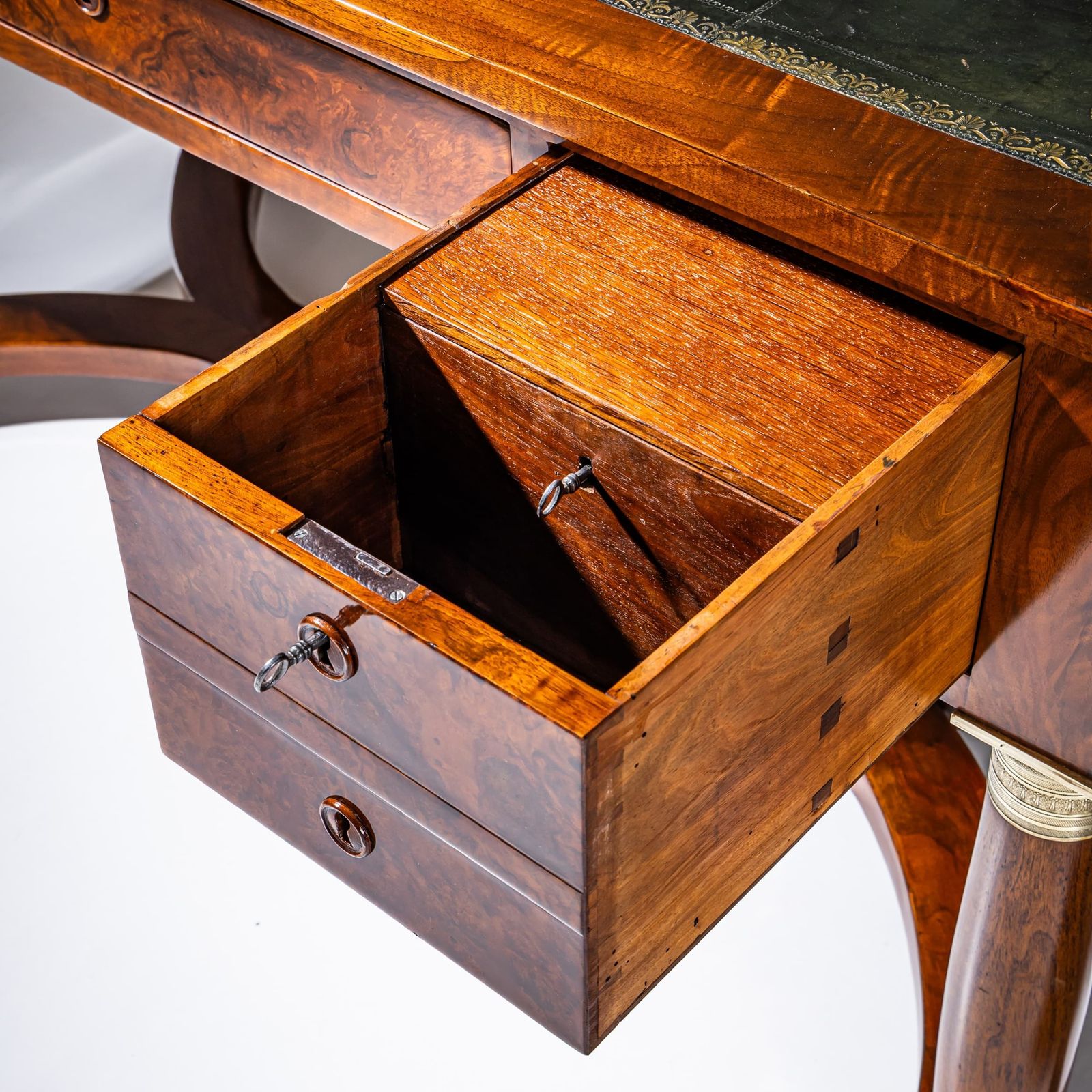 Charles X Style Bureau Plat, France, 19th Century photo vinterior