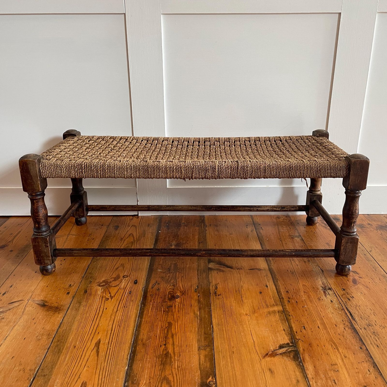 Rush Seat Wooden Bench Long Rustic Woven Stool Farmhouse Entryway Hall Footstool Antique Style photo furniture
