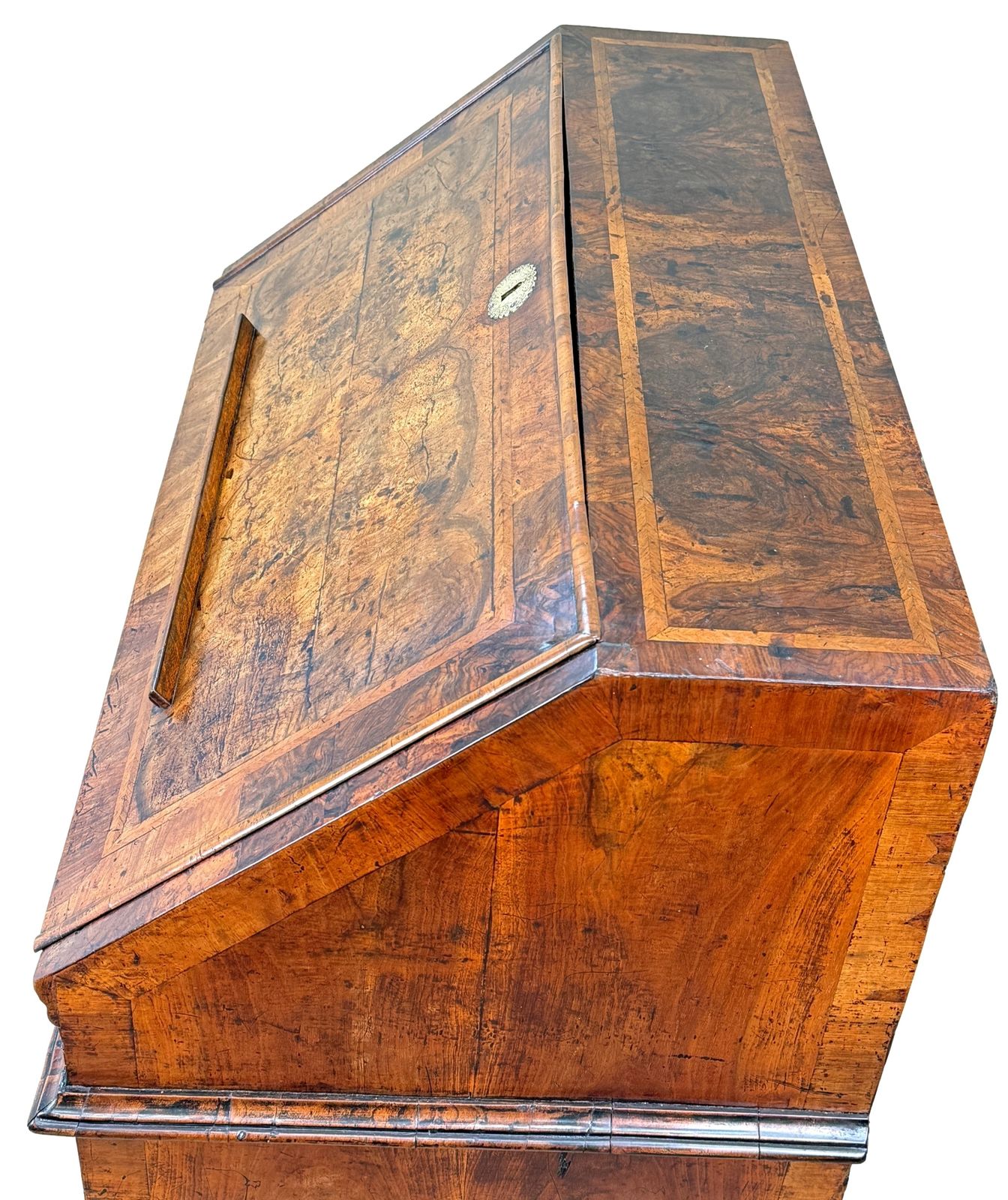Bureau en noyer d'époque Queen Anne, début du XVIIIe siècle (Angleterre, vers 1705) photo furniture