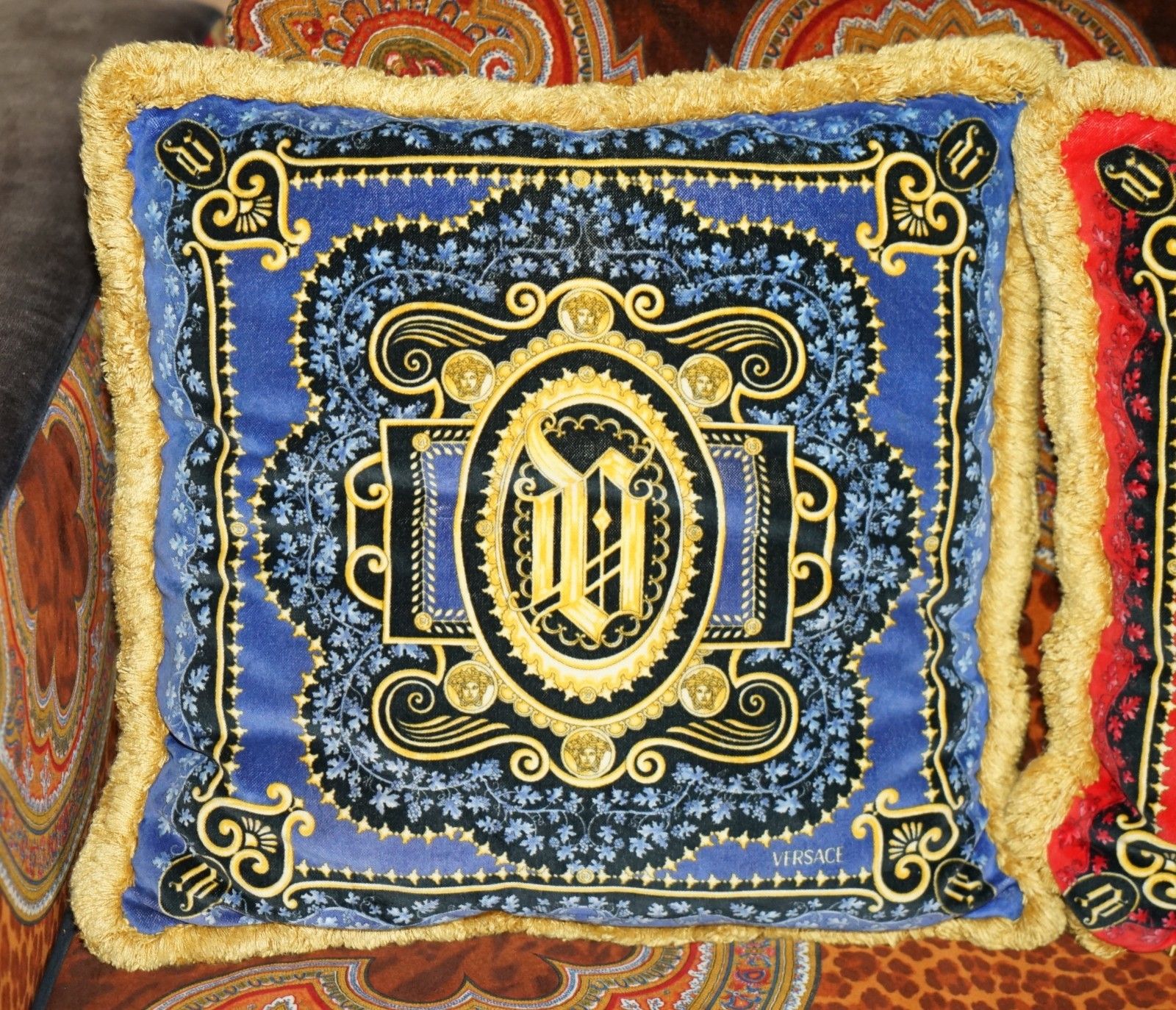 Three Rrp £2,250 Versace Italy 2003 Ilian Rachov Designed Silk Scatter Cushions photo for sale