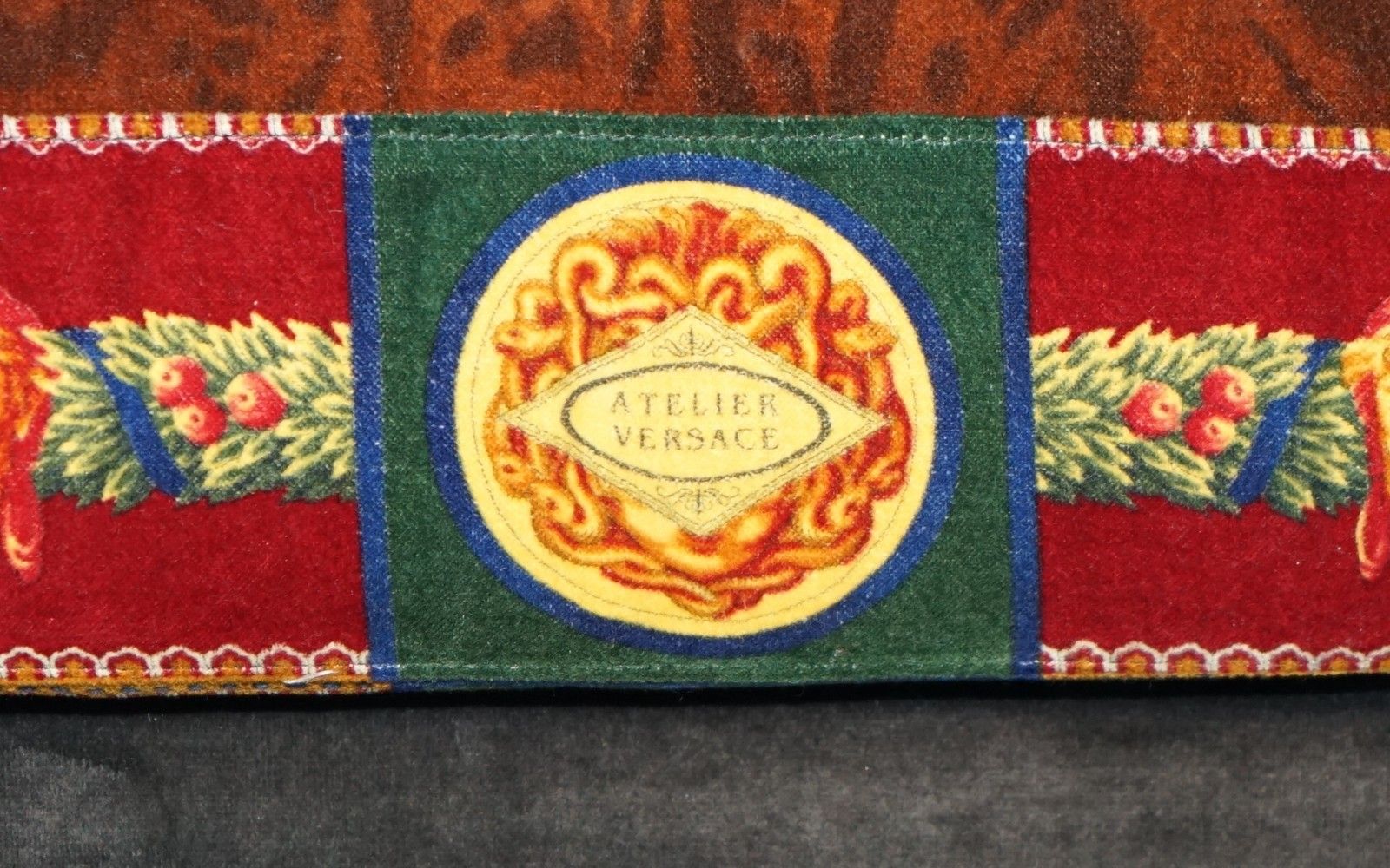 £9,000 Versace Italy 2003 Ilian Rachov Designed Ottoman Footstool Part Of Suite photo Furniture