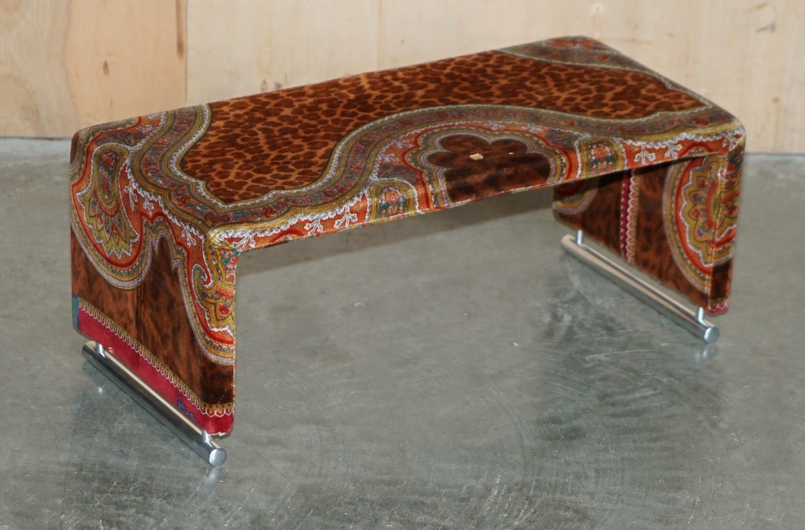 495.0 Pair Of Rrp £6,000 Versace Italy 2003 Ilian Rachov Designed Ottoman Footstools photo