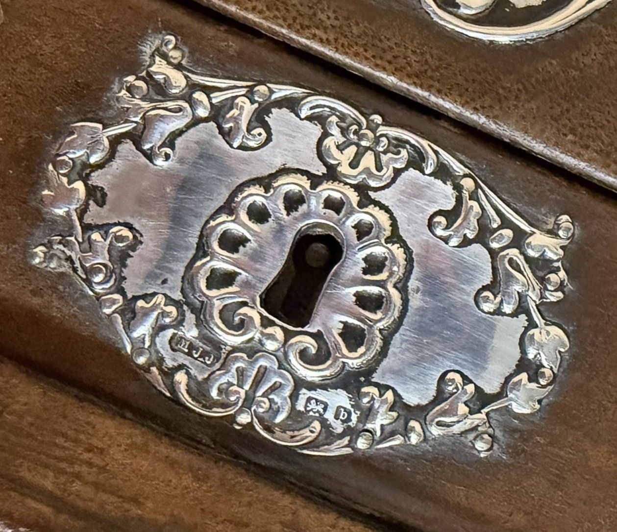 1901 Birmingham Made Matthew John Jessop Sterling Silver Cherub Stationery Box photo Home Decor