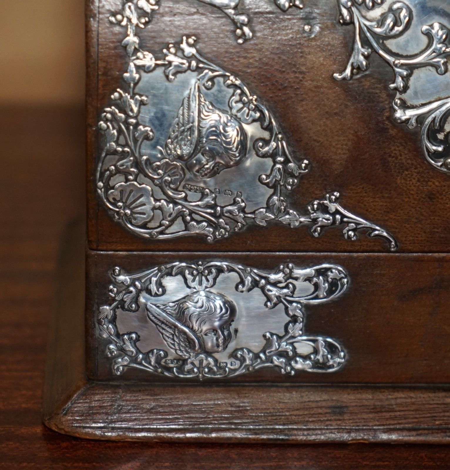 photo vinterior 1901 Birmingham Made Matthew John Jessop Sterling Silver Cherub Stationery Box