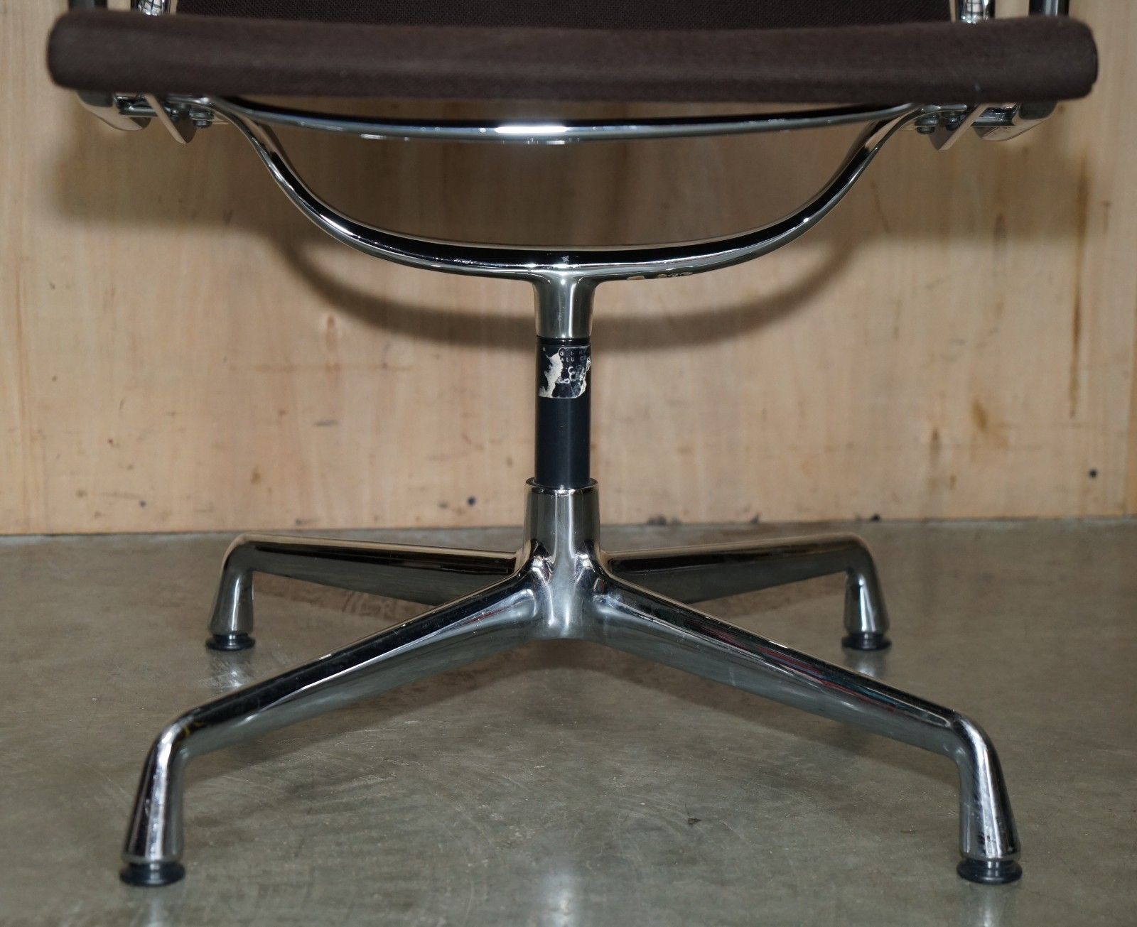 photo furniture 1 Of 3 Brown 1989 Vitra Eames Herman Miller Ea 108 Model Office Swivel Chairs