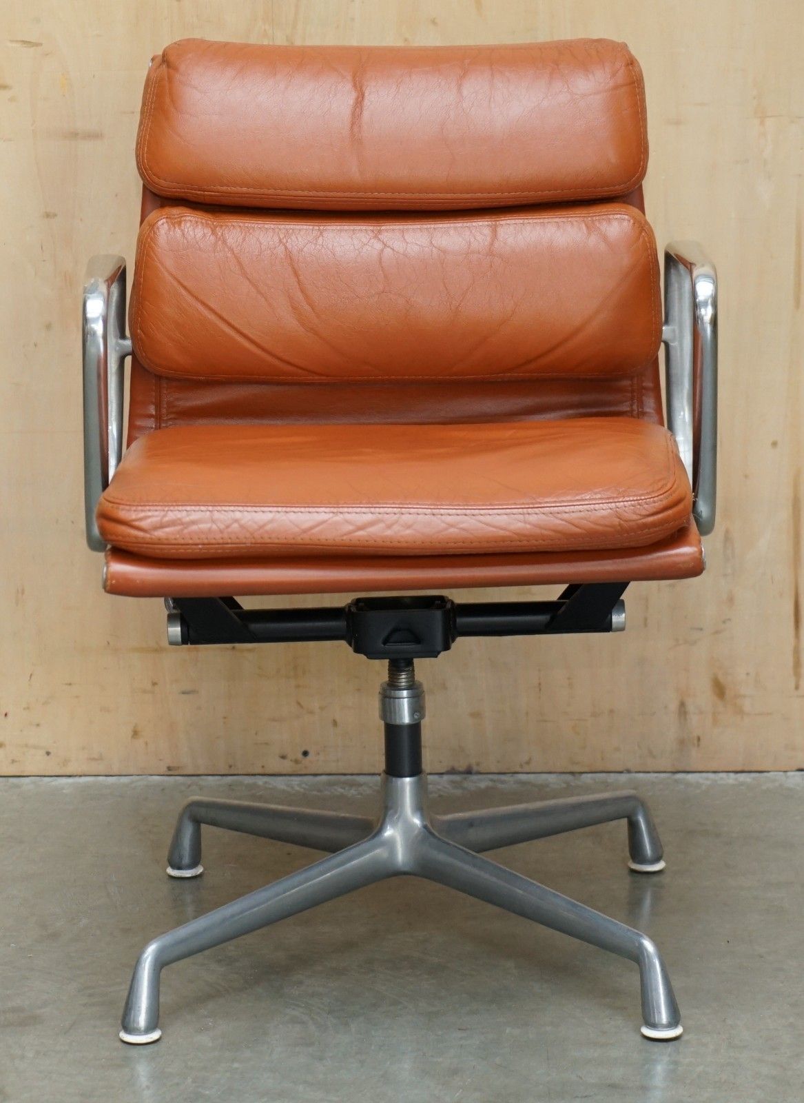 1 Of 4 Herman Miller 1977 Stamped Chanel Soft Pad Cognac Leather Captains Chair photo for sale