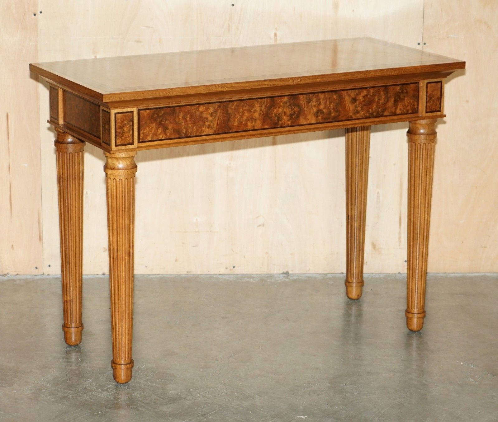 Stunning Rrp £12000 Viscount David Linley 1993 Stamped Burr Walnut Console Table photo for sale
