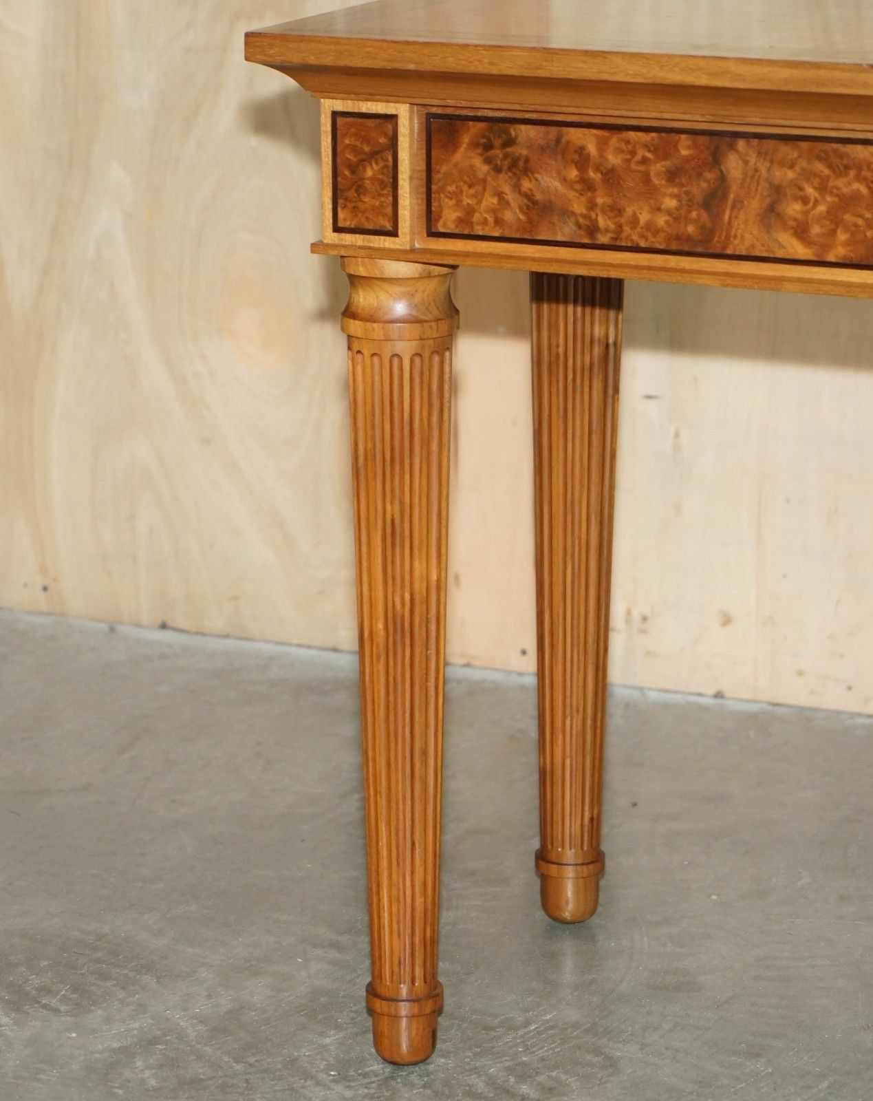 Stunning Rrp £12000 Viscount David Linley 1993 Stamped Burr Walnut Console Table photo Furniture