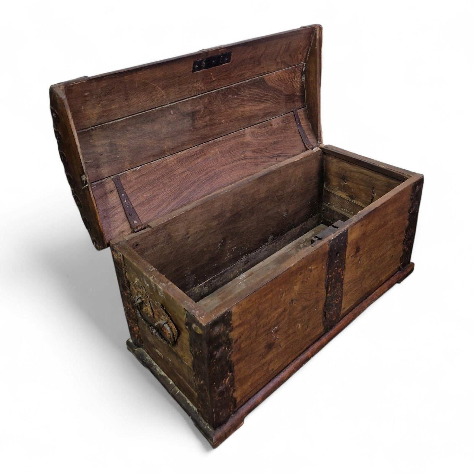 photo vinterior Continental Wooden Storage Chest Dome Top Rustic Coffer Blanket Box Large