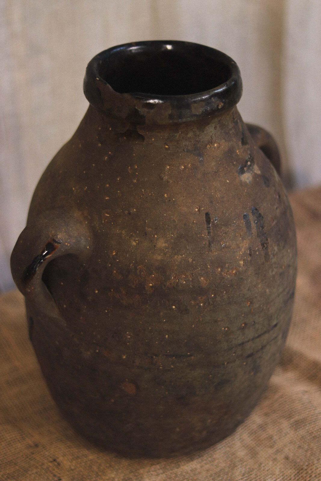 Large Berber Terracotta Oil Pot | No. 12 photo vinterior