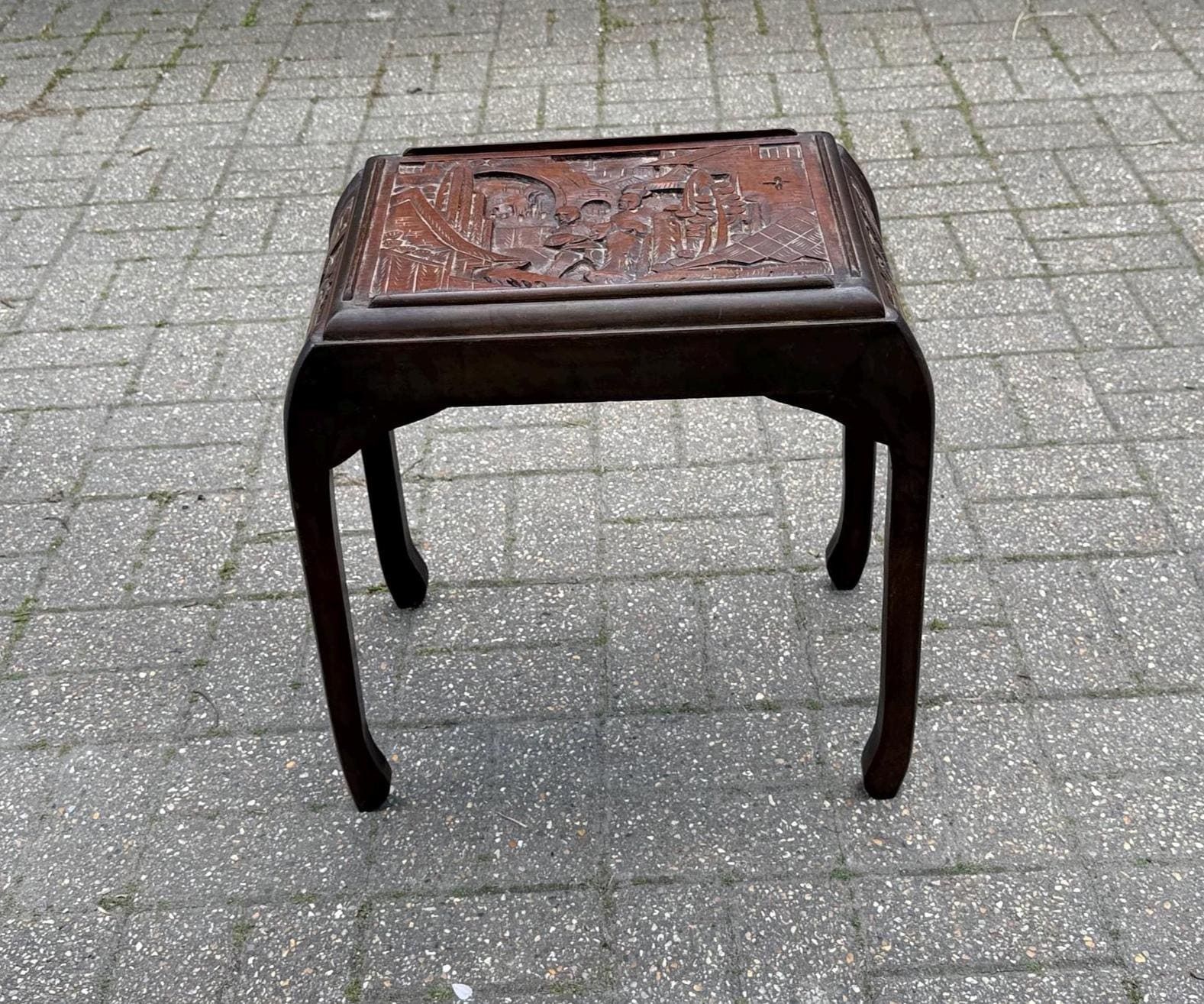 Vintage Mid Century Carved Oriental Side Table Chinoiserie Dark Wood Accent