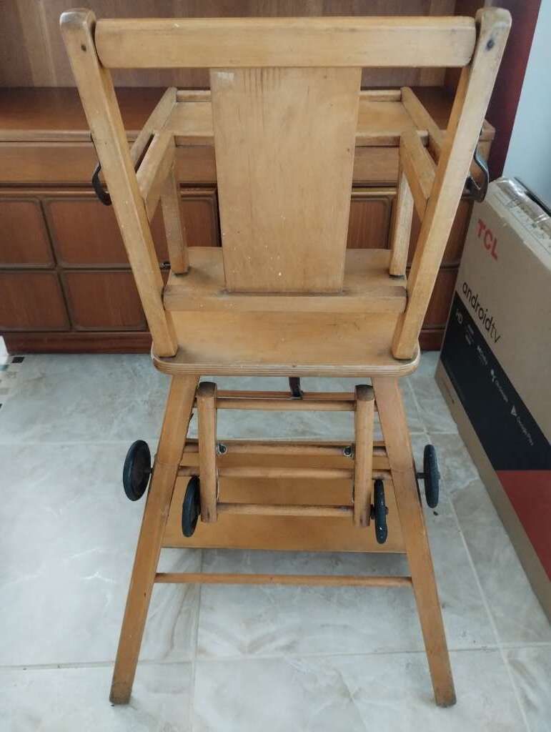 1960's Wooden Highchair / Childs Seat And Table photo 100.0