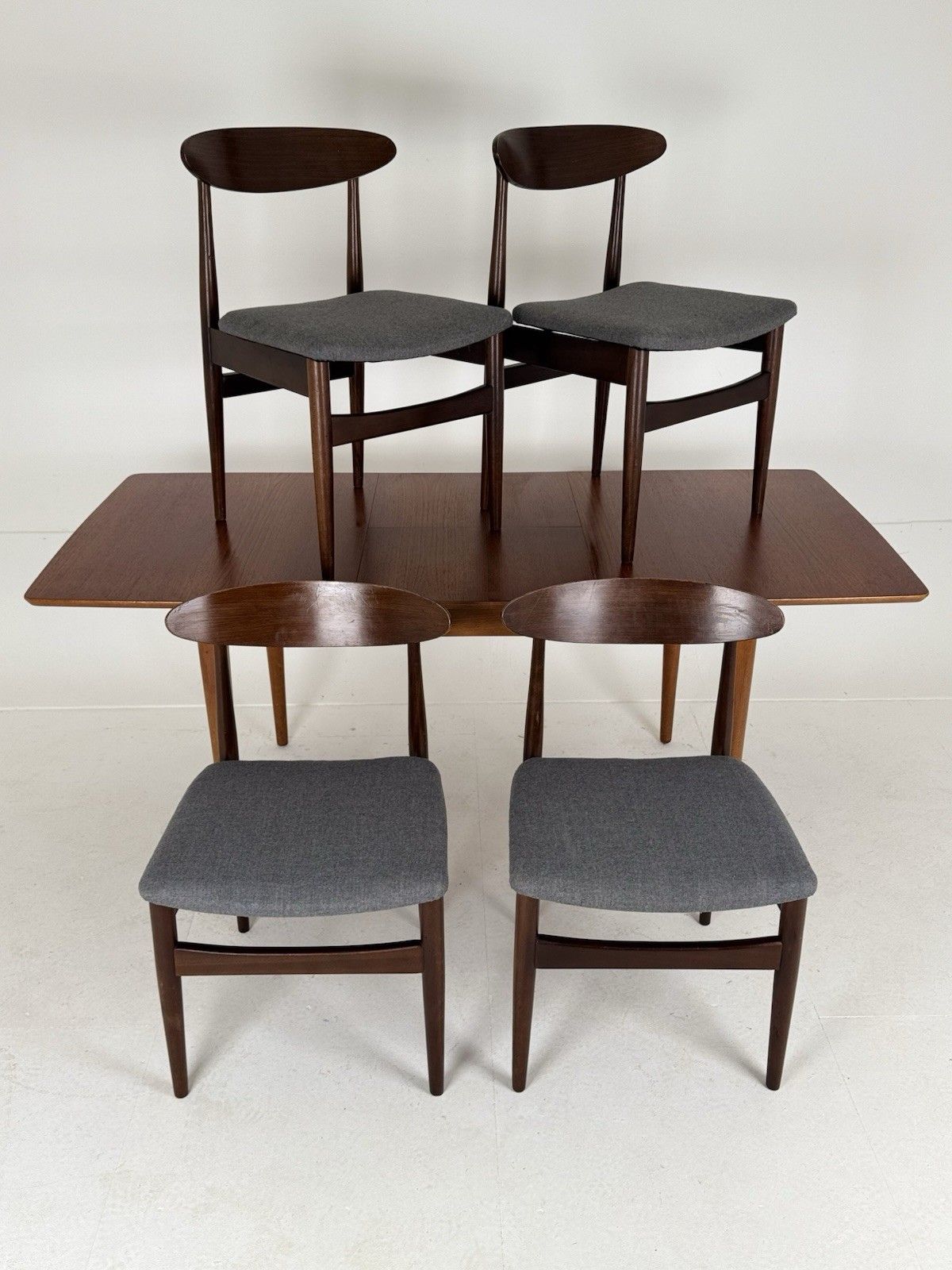 Mid Century  Rectangle Extending Jentique Dining Table 4 Matched Chairs Teak Mcm