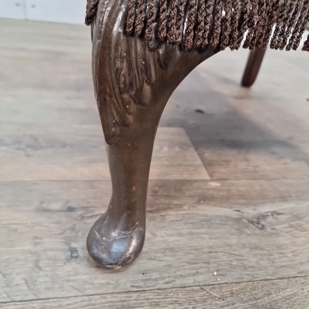 photo furniture Vintage Bedroom Nursing Chair Upholstered Slipper Dressing Seat Cabriole Legs