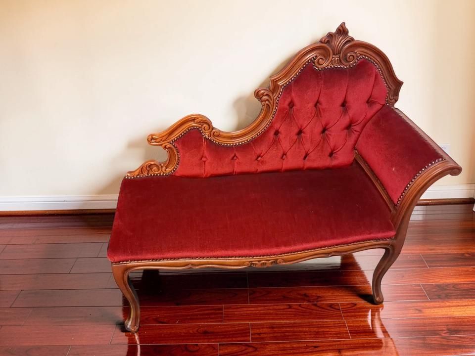Vintage Small Childs Chaise Longue / Posh Dog Or Cat Parlour Chair. photo furniture