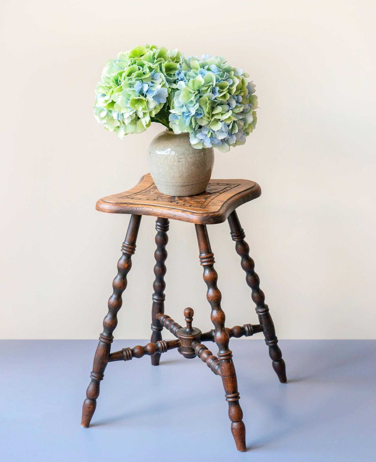 Antique Oak Bobbin Leg Stool   19th Century Hand Carved Seat   Victorian Turned Legs Plant Stand photo vinterior