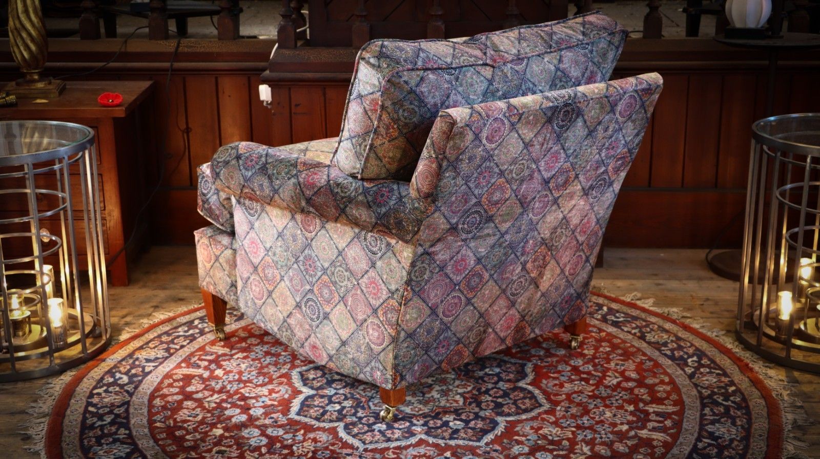 photo buy Stunning George Smith Short Scroll Arm Signature Armchair With Cushion Back 🚚