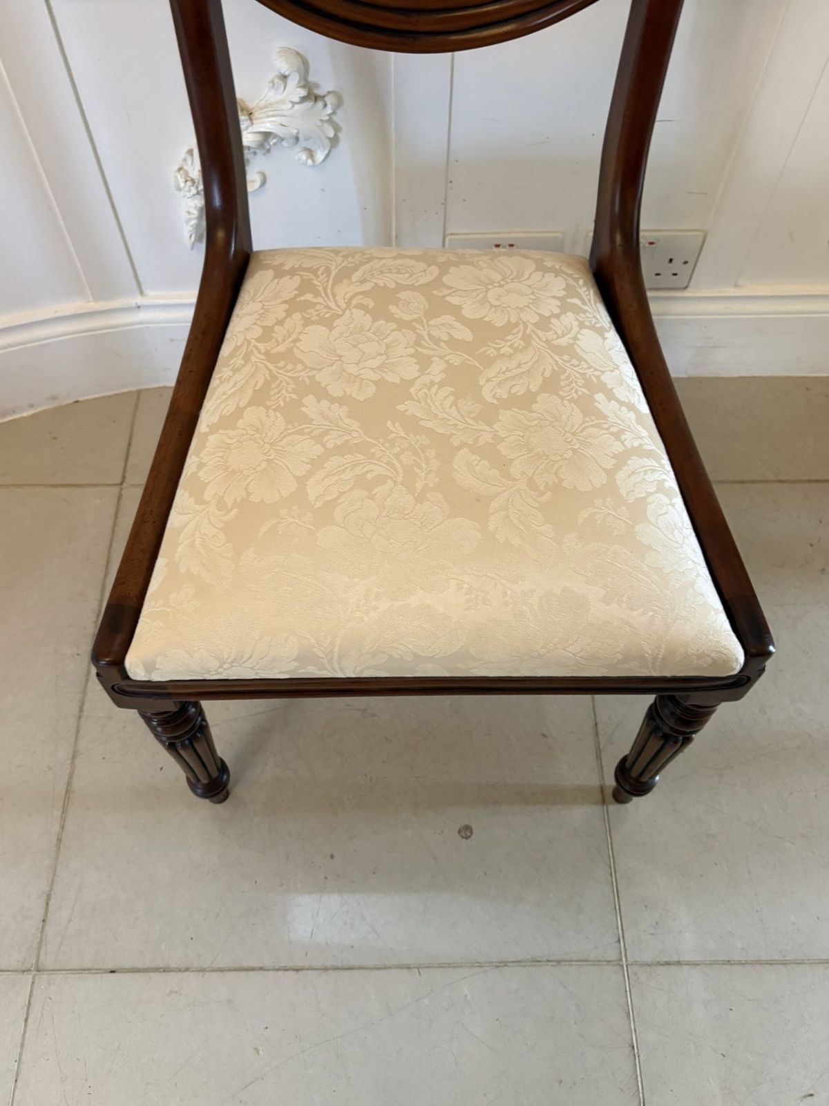 Antique English Early 20th Century Mahogany Dining Chairs Set Of Ten photo vinterior