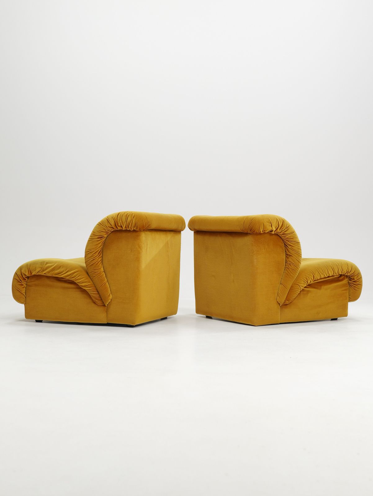 Pair Of Doimo Salotti Lounge Chairs, 1970s photo furniture