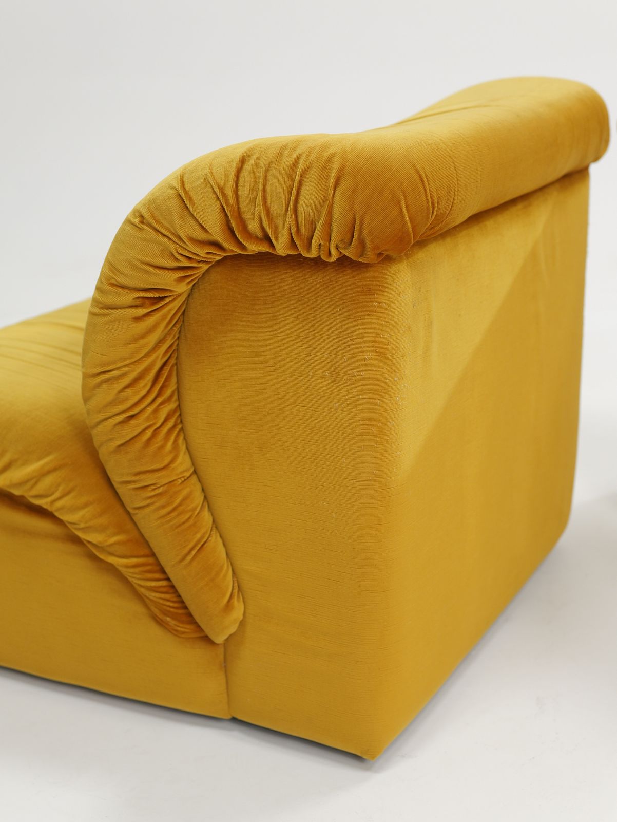 Pair Of Doimo Salotti Lounge Chairs, 1970s photo Furniture