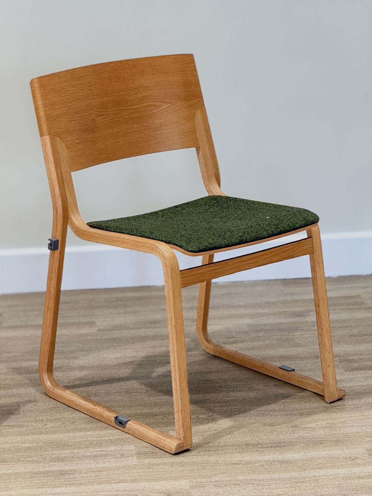 A Set Of Four Chairs In Light Oak (Theo Chairs By Chorus) photo vinterior