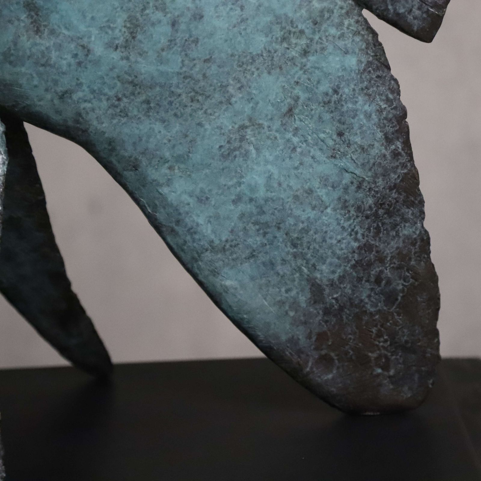 photo buy Young Longfin Batfish   Fine Art Bronze By Andrzej Szymczyk, Limited Edition 2/12