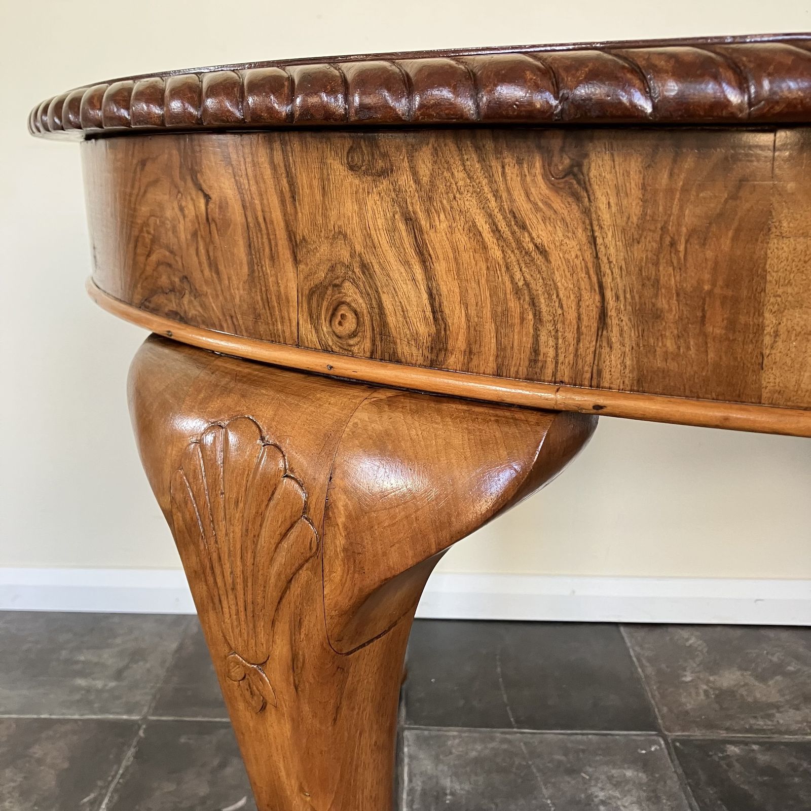 Superbly Restored Georgian Burr Walnut Wind Out Extending Dining Table By James Phillips & Sons Bristol; Queen Anne Legs photo vintage